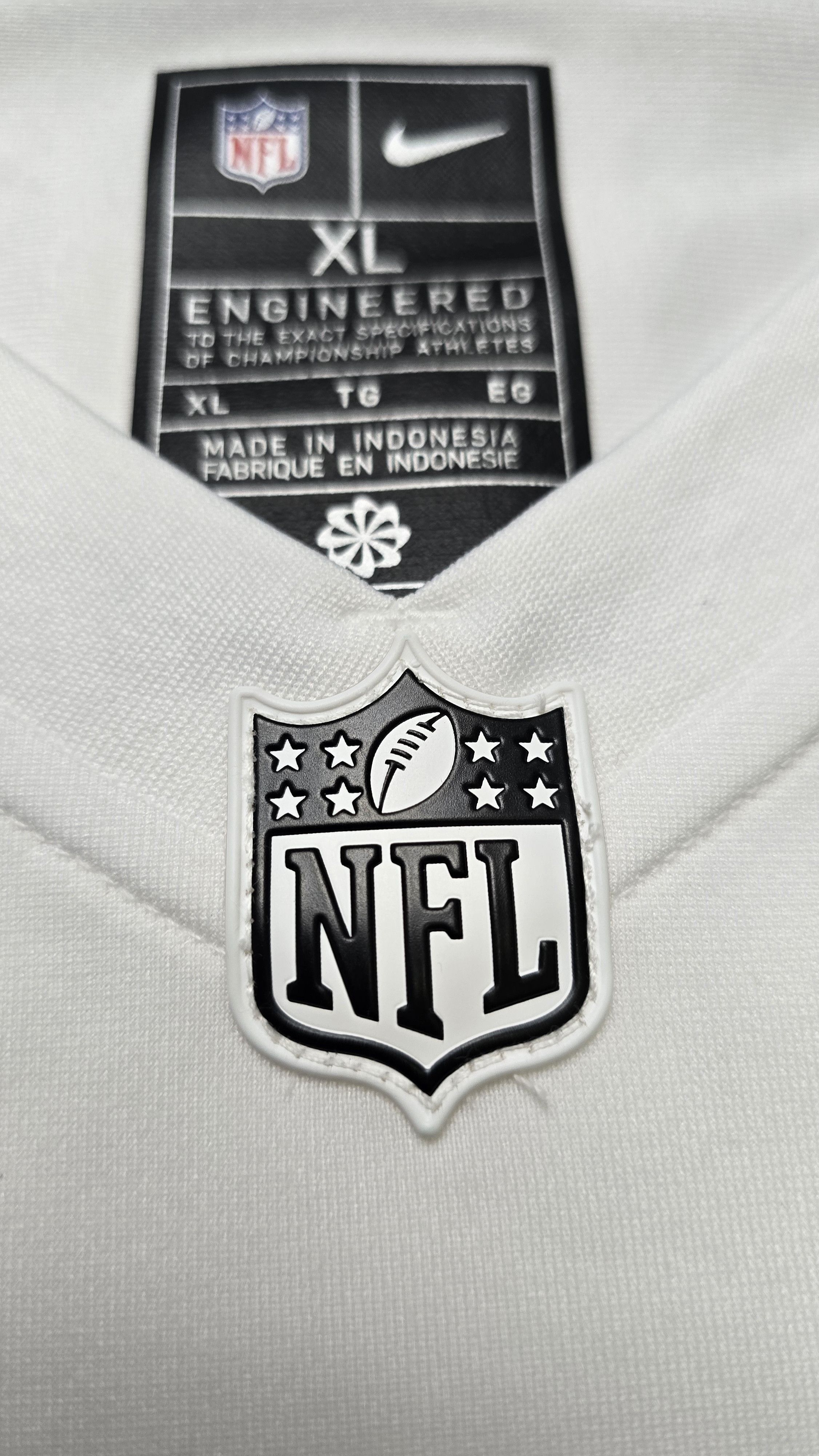 Nike Saquon Barkley Eagles Nike Super Bowl LIX Champions Jersey Size US XL / EU 56 / 4 - 15 Thumbnail