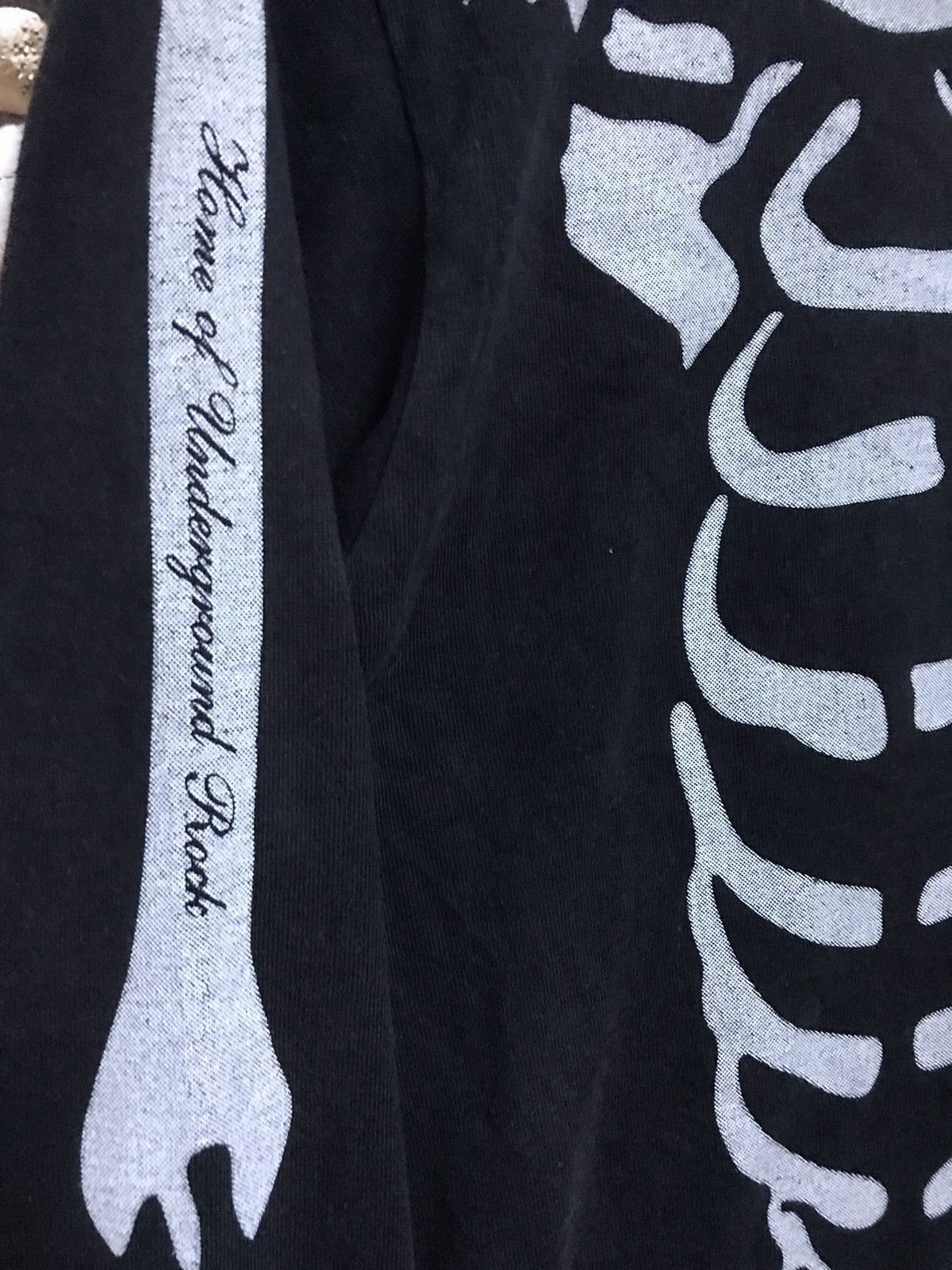 Band Tees CBGB & OMFUG Home of Underground Rock Bone Mirror Print Size US L / EU 52-54 / 3 - 5 Thumbnail