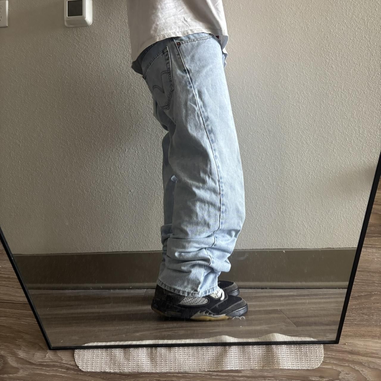 Levi's Crazy Vintage Y2K/2000s Light Wash Levis Essential Denim Jeans! 34x30 Size US 34 / EU 50 - 2 Thumbnail