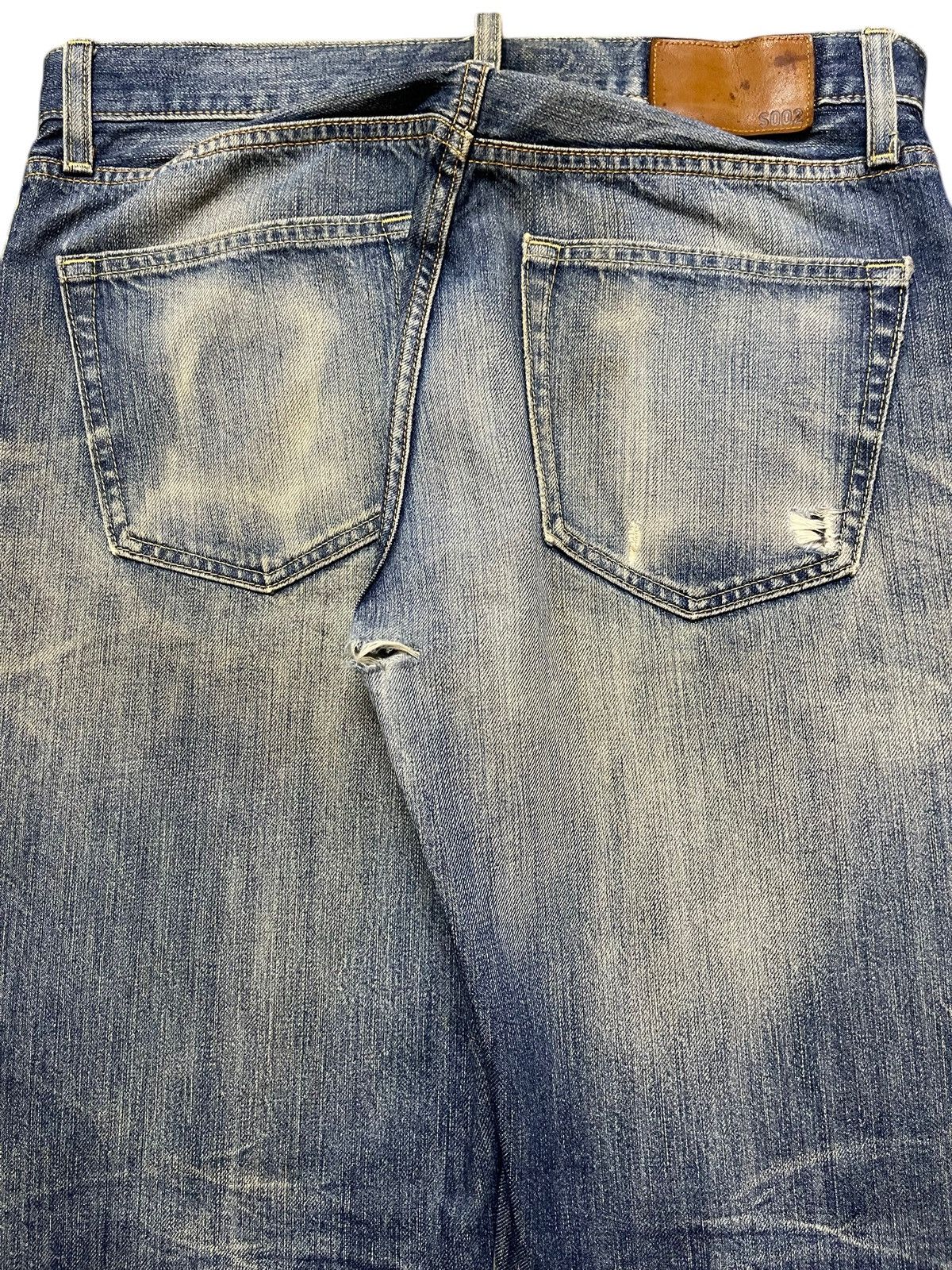 Uniqlo Vintage Japan Uniqlo Mud Wash Whiskers Distress Loose Jeans Size US 32 / EU 48 - 6 Thumbnail