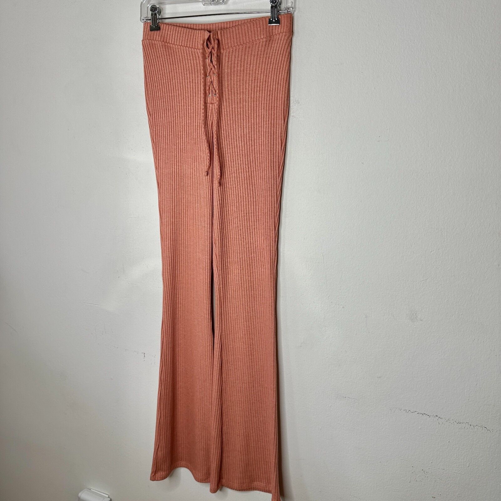 Topshop NWT Topshop Peach Ribbed Flare Leg Lace-Up Tie Legging Pant Size 28" / US 6 / IT 42 - 4 Thumbnail