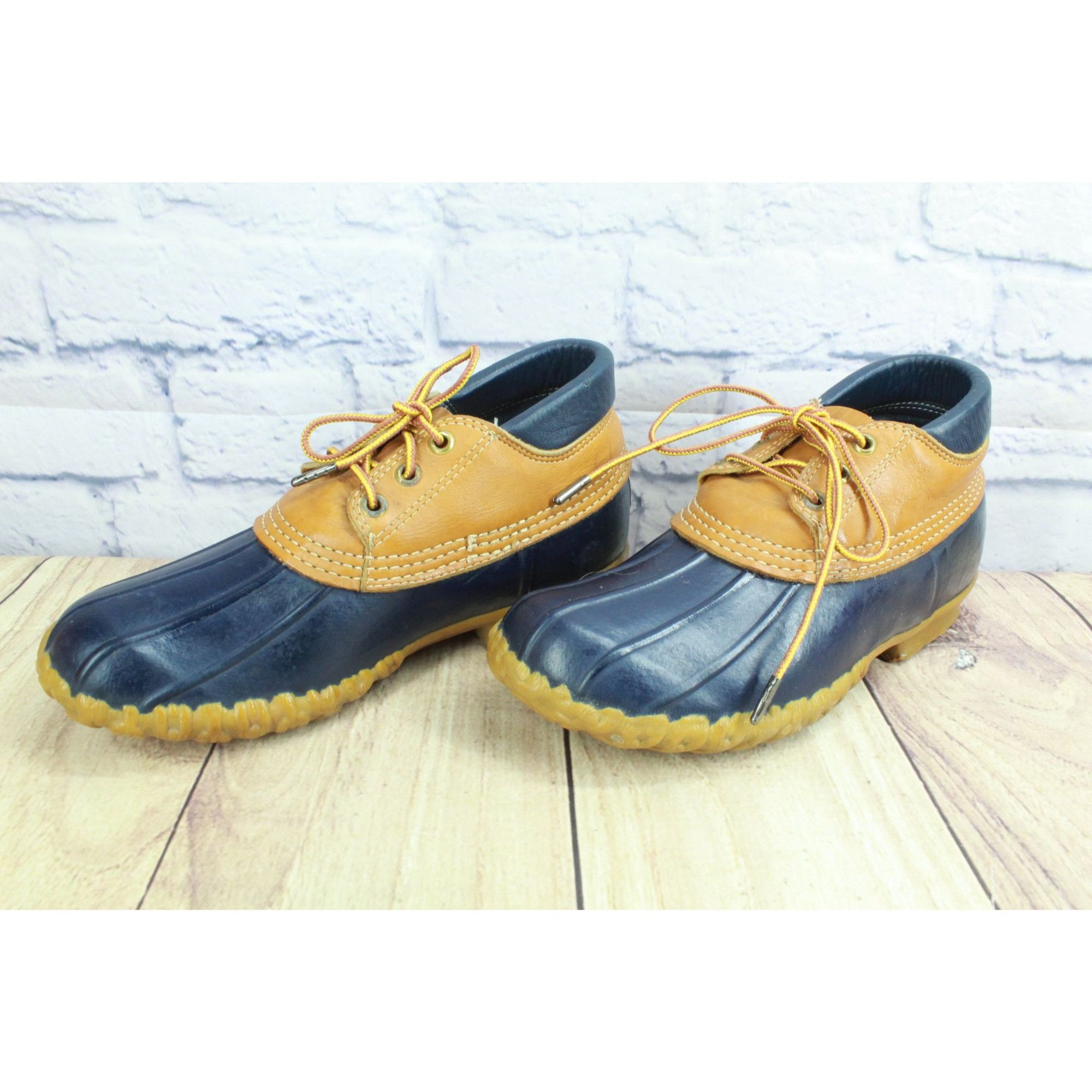 L.L. Bean Vintage LL Bean Maine Hunting Gumshoes Tan Navy Size US 7 / IT 37 - 2 Thumbnail
