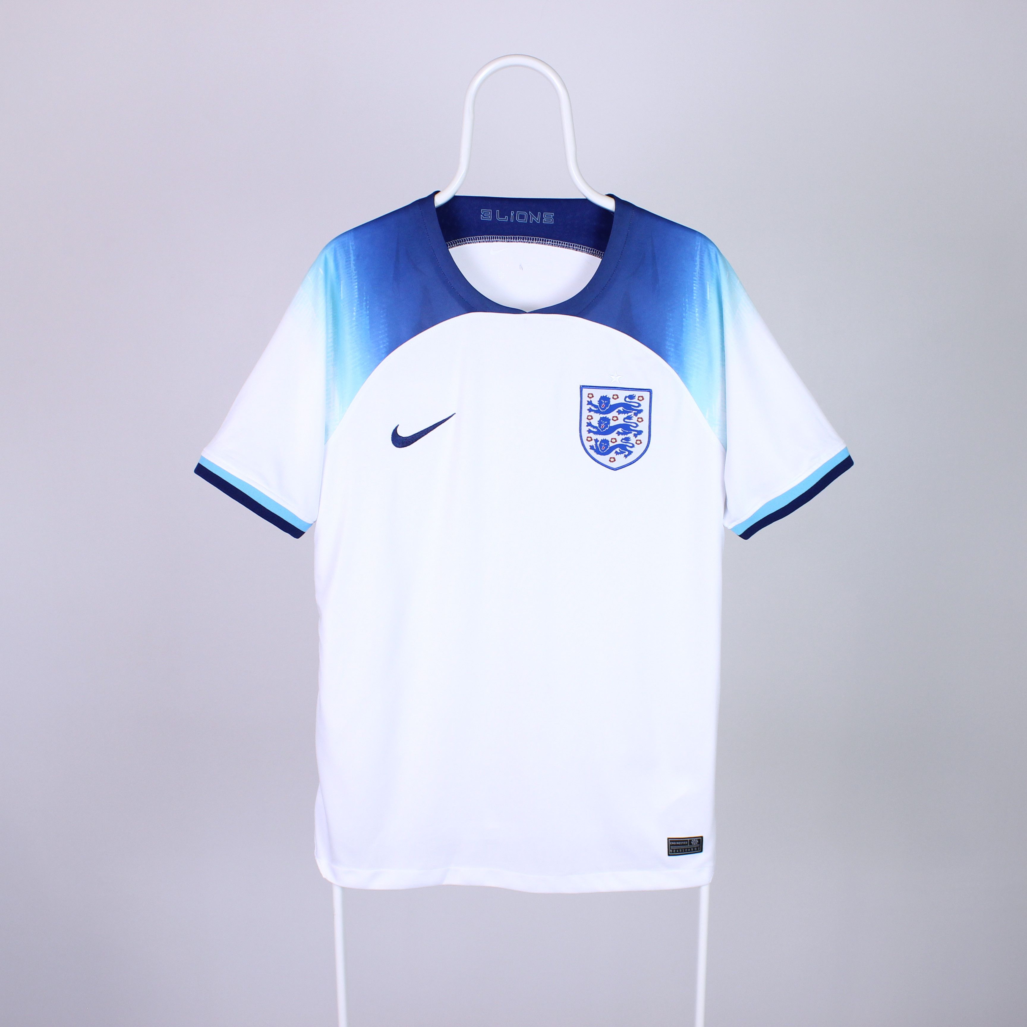 Nike Nike England Home Jersey 2022/2023 Men Football Shirt Size US L / EU 52-54 / 3 - 12 Thumbnail
