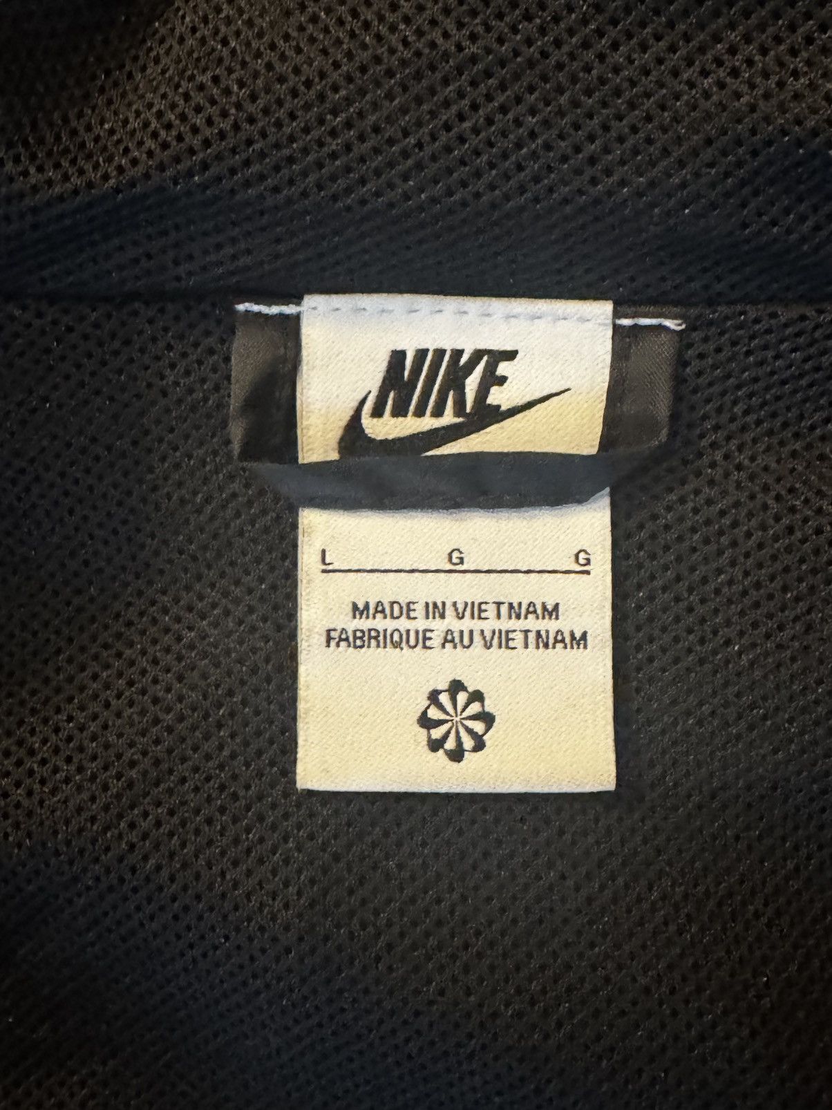 Nike Nike Windbreaker Jacket - Black - Size L Size US L / EU 52-54 / 3 - 5 Thumbnail