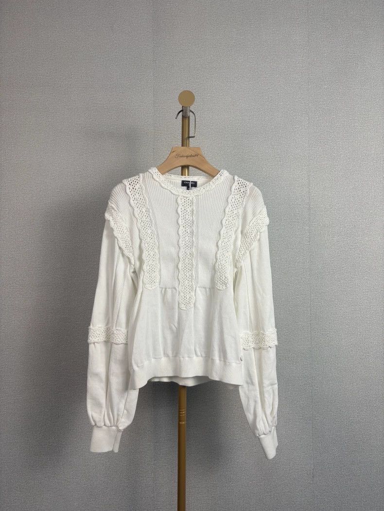 Chanel Chanel Court Sleeve Knit Hollow Top Size US S / EU 44-46 / 1 - 1 Thumbnail