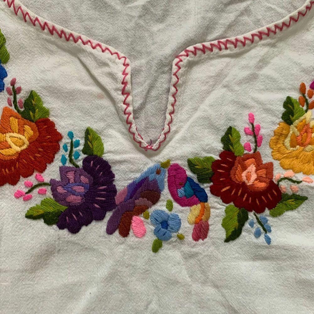 Designer Pre Owned Embroidered White Hand Made Blouse XL Size XL / US 12-14 / IT 48-50 - 4 Thumbnail