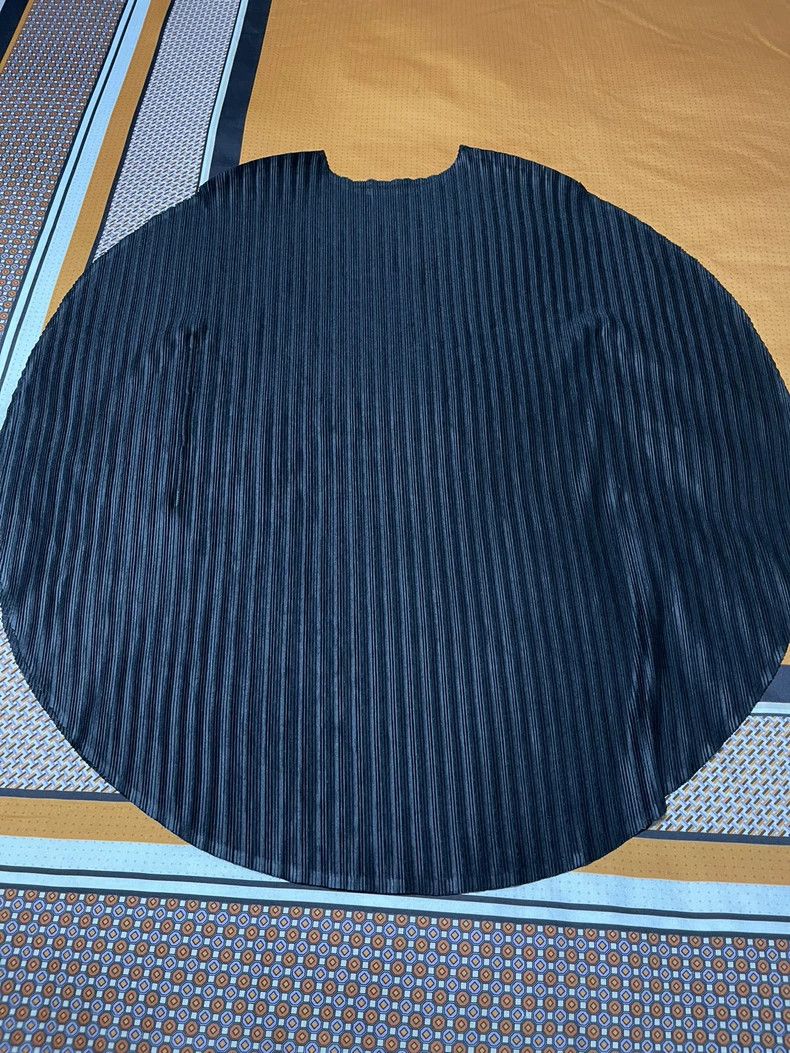 Issey Miyake Issey Miyake Black ribbed top with round plates Size L / US 10 / IT 46 - 4 Thumbnail