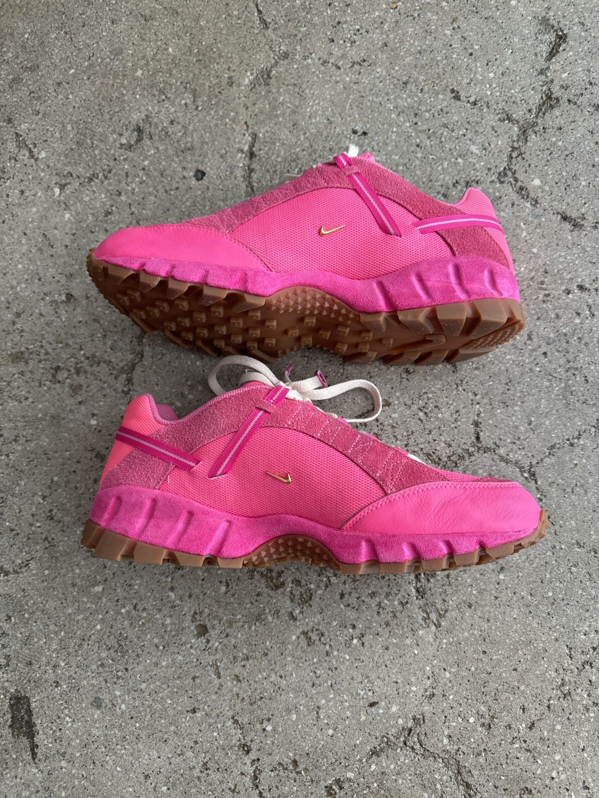 Jacquemus × Nike Nike Air Humara LX Jacquemus Pink Flash Size US 12 / EU 45 - 6 Thumbnail