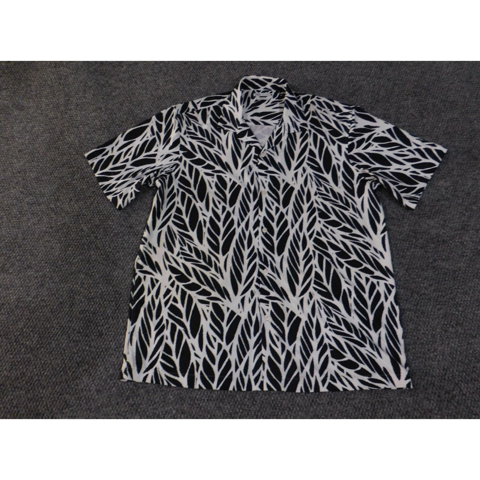 Zara Zara Shirt Mens Extra Large Black White Leaf Print Stretch Soft Button Up Size US XL / EU 56 / 4 - 4 Thumbnail