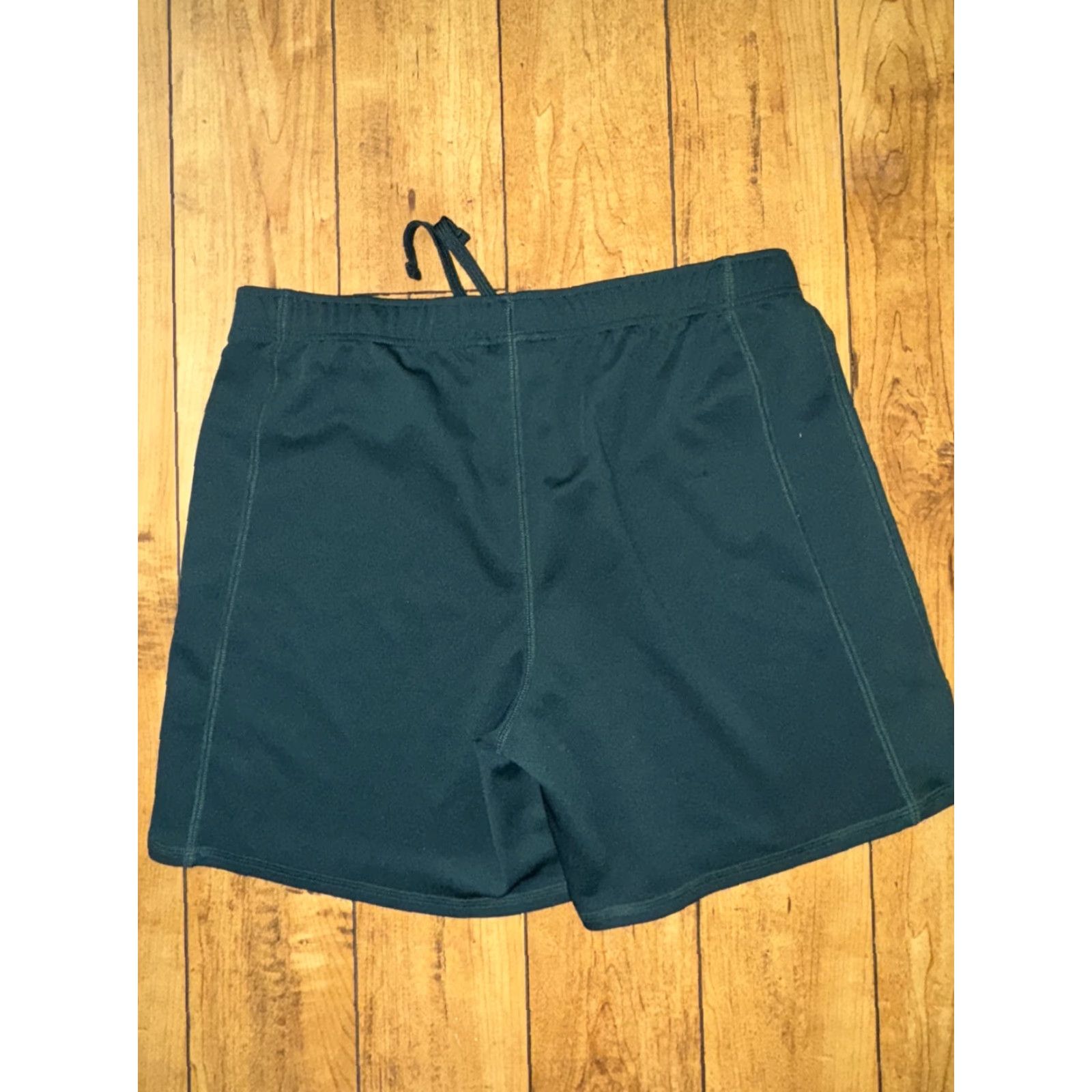 Lands' End VINTAGE Lands' End Notre Dame Fighting Irish Gym Shorts Mens 32 Green Athletic No Pockets 80s 90s Sports Retro Preppy Size US 32 / EU 48 - 4 Thumbnail