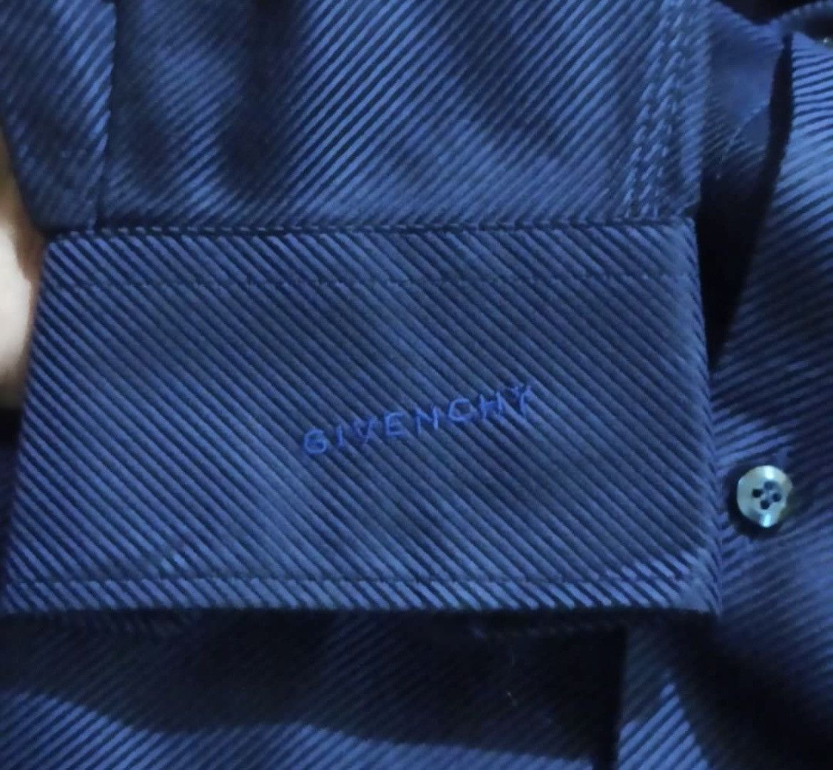 Givenchy Givenchy Men Long Shirt Size US L / EU 52-54 / 3 - 6 Thumbnail