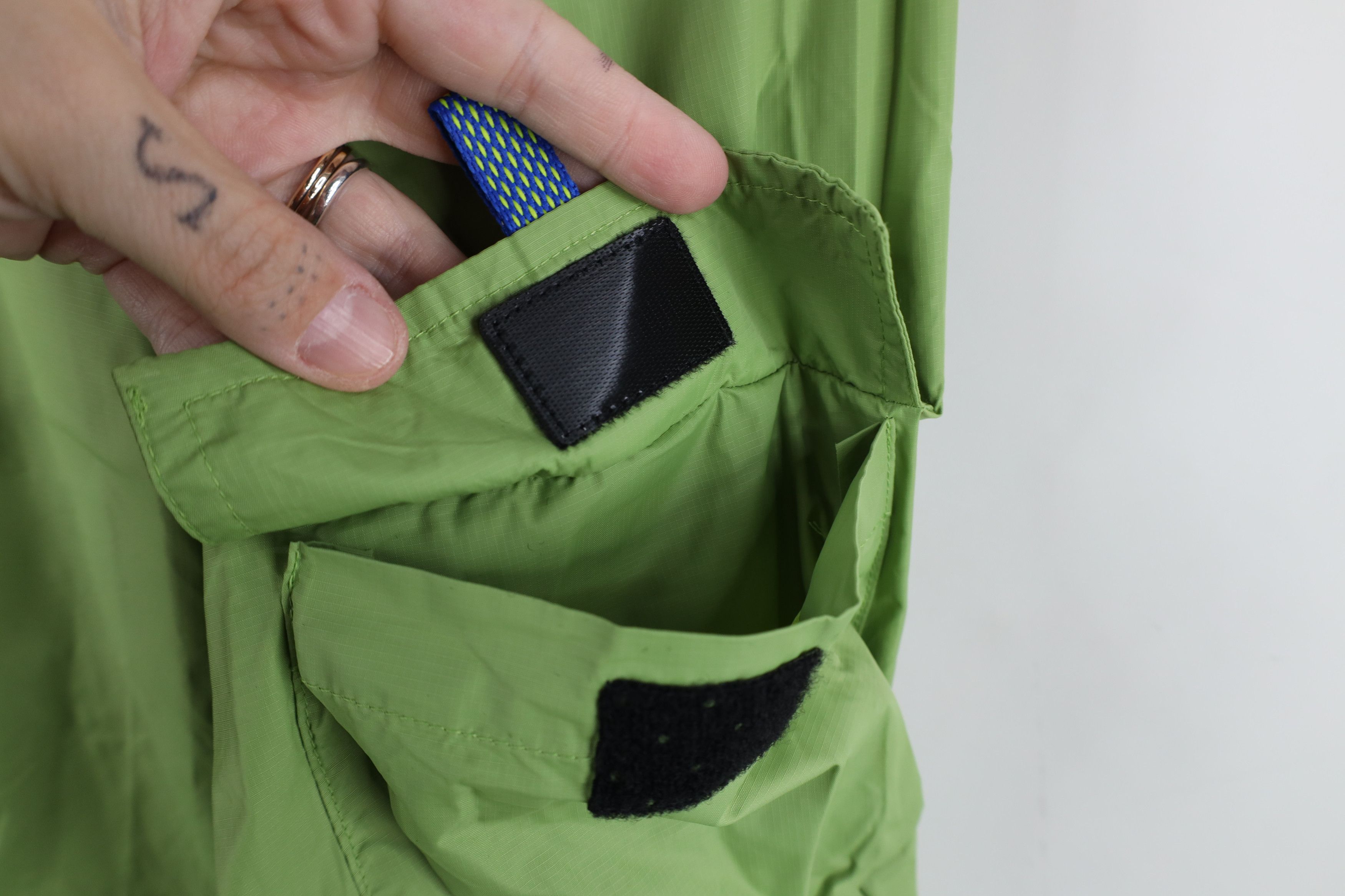 Gap Vintage Gap Packable Hooded Windbreaker Rain Jacket Lime Size US XXL / EU 58 / 5 - 5 Thumbnail