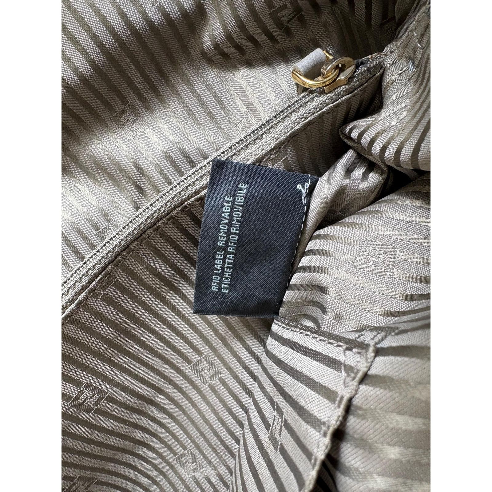 Fendi Authentic Fendi Gray Leather Chameleon Colorblock Shoulder Size ONE SIZE - 12 Thumbnail