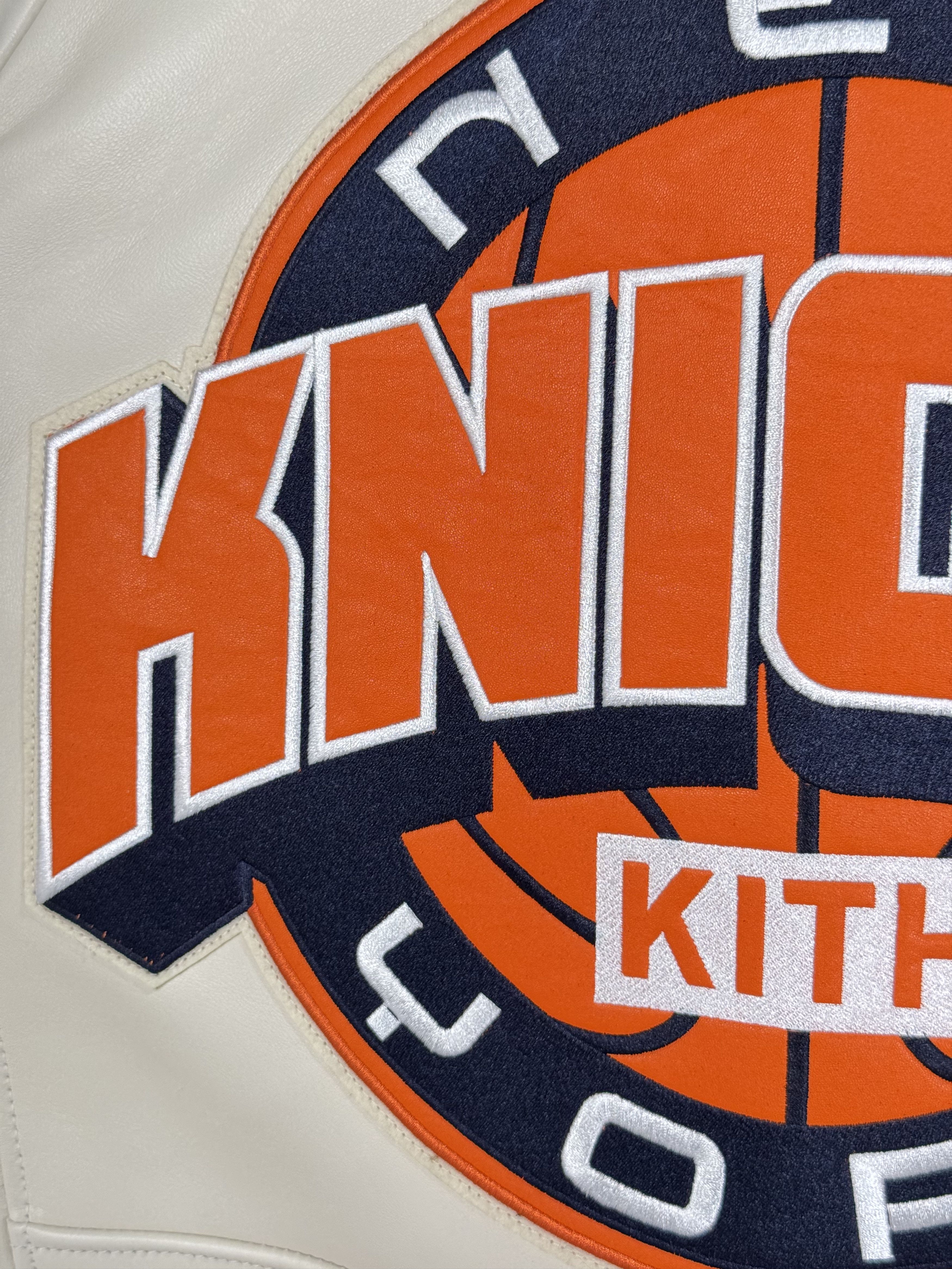Avirex × Kith Kith & AVIREX for the New York Knicks Icon Jacket Size US M / EU 48-50 / 2 - 3 Thumbnail
