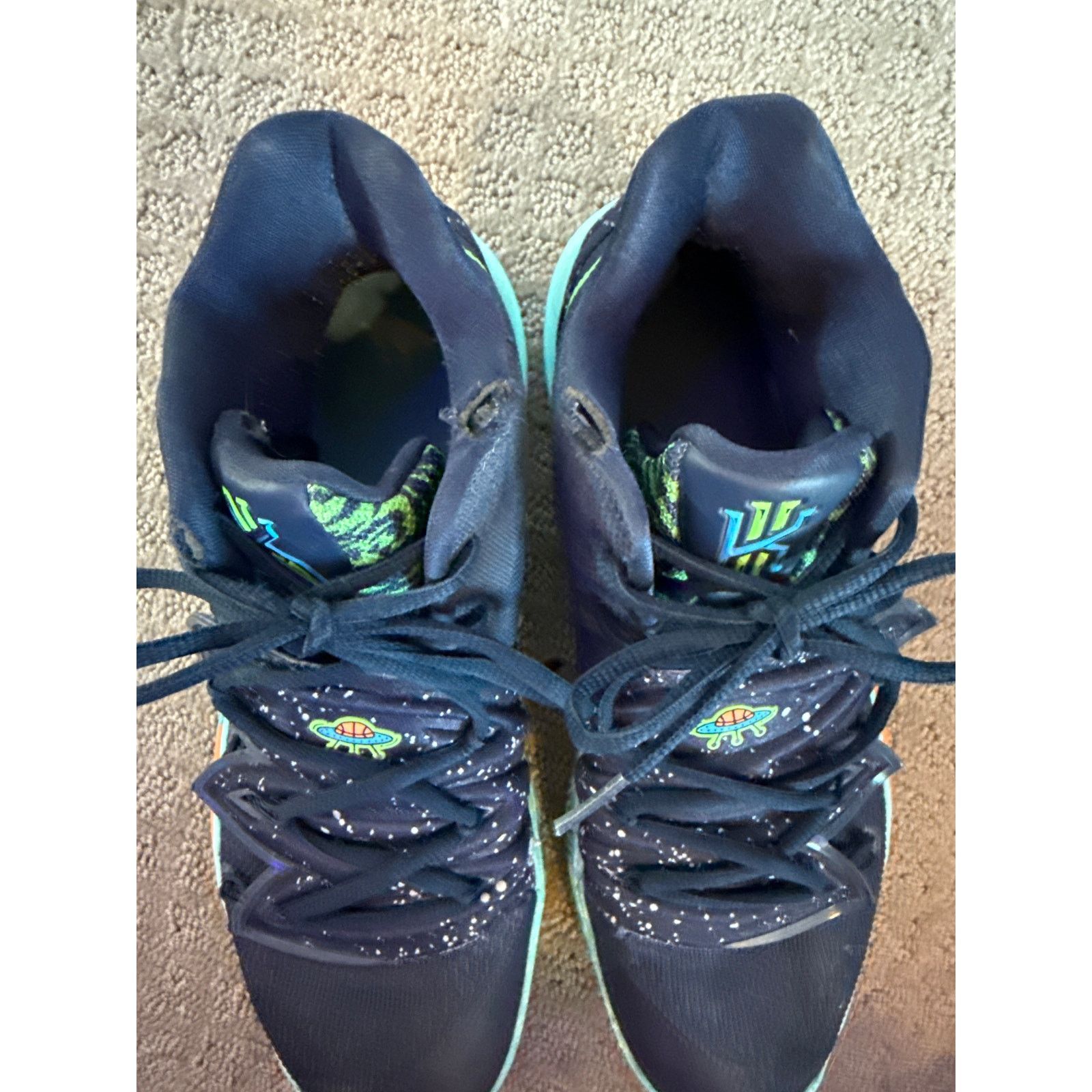 Nike Nike Kyrie 5 UFO Light Current Blue Basketball Shoe,10 Size US 10 / EU 43 - 9 Thumbnail