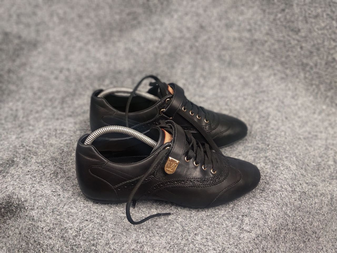 Louis Vuitton Louis Vuitton Vintage Leather Brogue Velcro Strap Sneakers Size US 6.5 / IT 36.5 - 5 Thumbnail