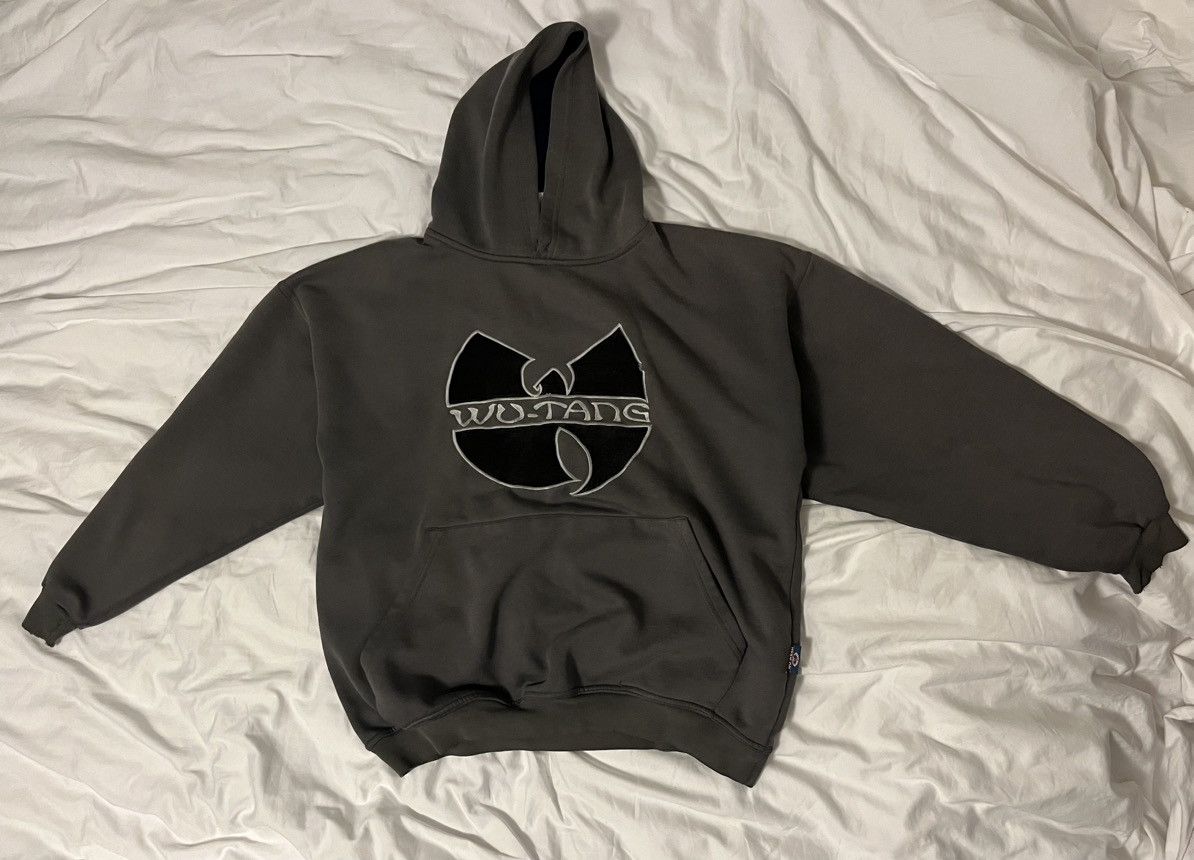 Image of Vintage x Wu Tang Clan Authentic 90's Wu-Tang Clan Hoodie in Grey, Men's (Size XL)