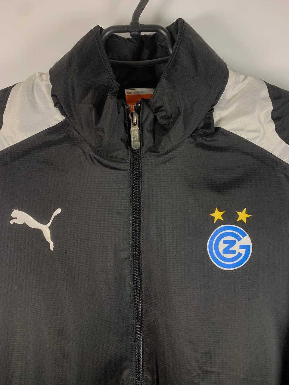 Puma Grasshopper Club Zürich | Puma Windbreaker Jacket | Football Size US M / EU 48-50 / 2 - 2 Thumbnail