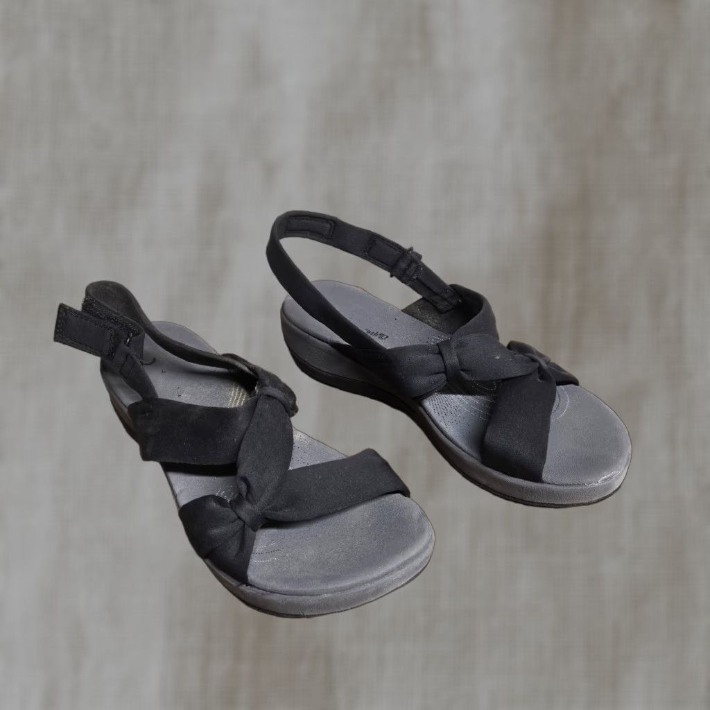 Clarks Cloudsteppers by Clarks Black Slingback Stretch Sandals Size 9 Womens Size US 9 / IT 39 - 1 Thumbnail