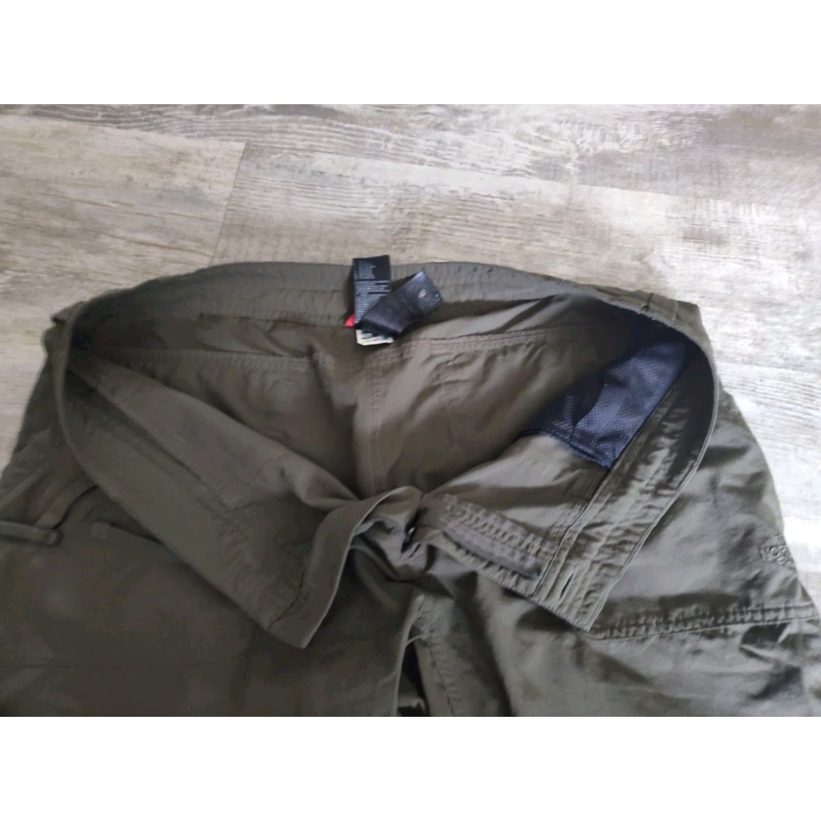 The North Face VINTAGE The North Face Women's Hiking Pants Chino Size 14 Olive Nylon Casual Travel Size 36" / US 14 / IT 50 - 7 Thumbnail