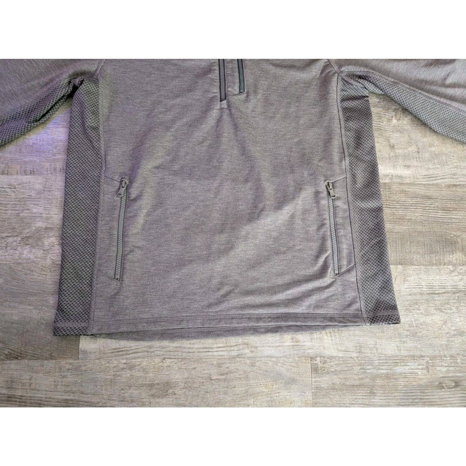 Vineyard Vines Vineyard Vines Performance Quarter Zip Pullover Shirt Mens M Gray Golf VGUC Size US M / EU 48-50 / 2 - 5 Thumbnail