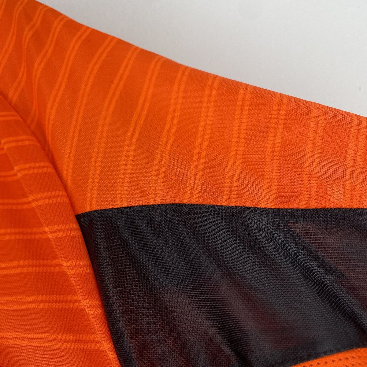 Nike Vintage Valencia Nike Away Jersey Shirt Men 2001/2002 size L Size US L / EU 52-54 / 3 - 12 Thumbnail