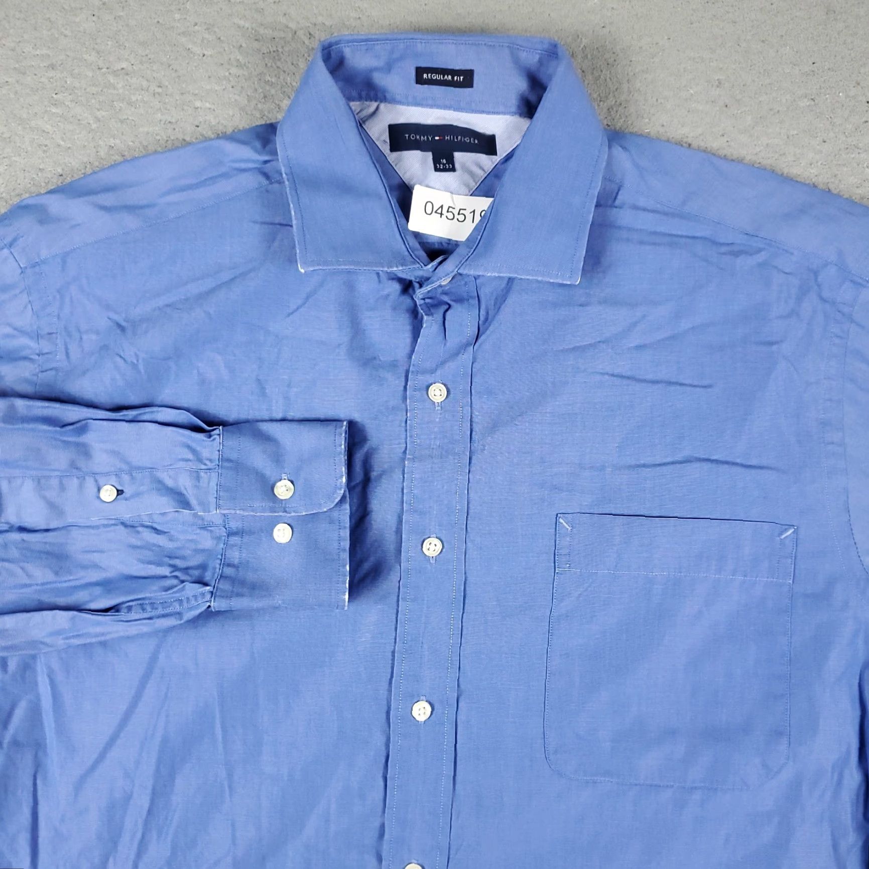 Tommy Hilfiger Tommy Hilfiger Dress Shirt Men’s 16 Blue Long Sleeve Button-Up Casual Formal Preppy Size 42R - 2 Thumbnail