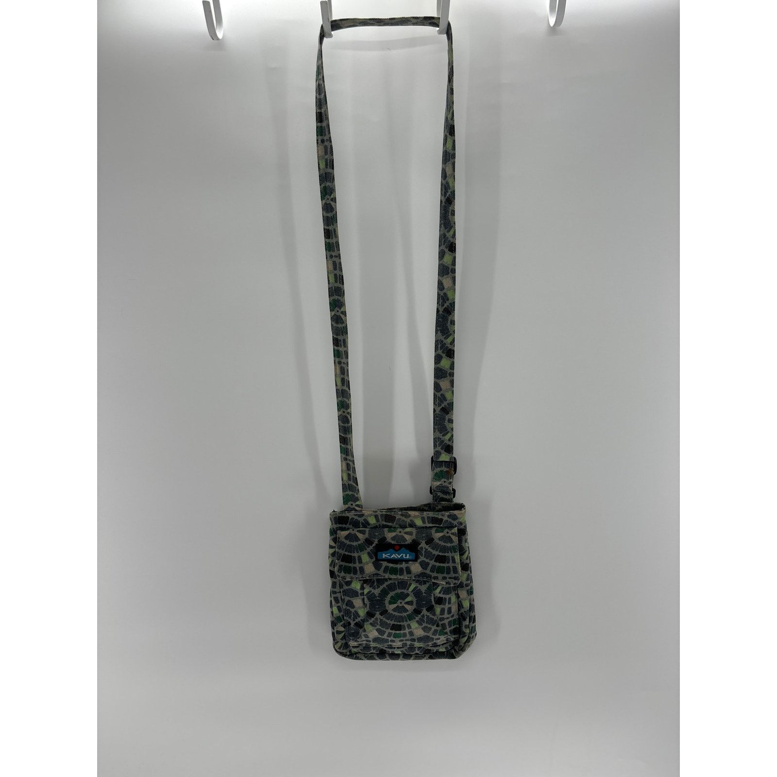 KAVU KAVU Green/gray pattern crossbody purse Size ONE SIZE - 2 Thumbnail