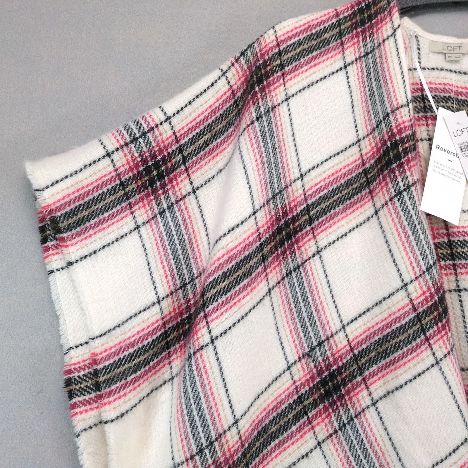 Loft Loft Soft Knit Plaid Poncho Cape Sweater Women's M/L Fringe Size L / US 10 / IT 46 - 7 Thumbnail