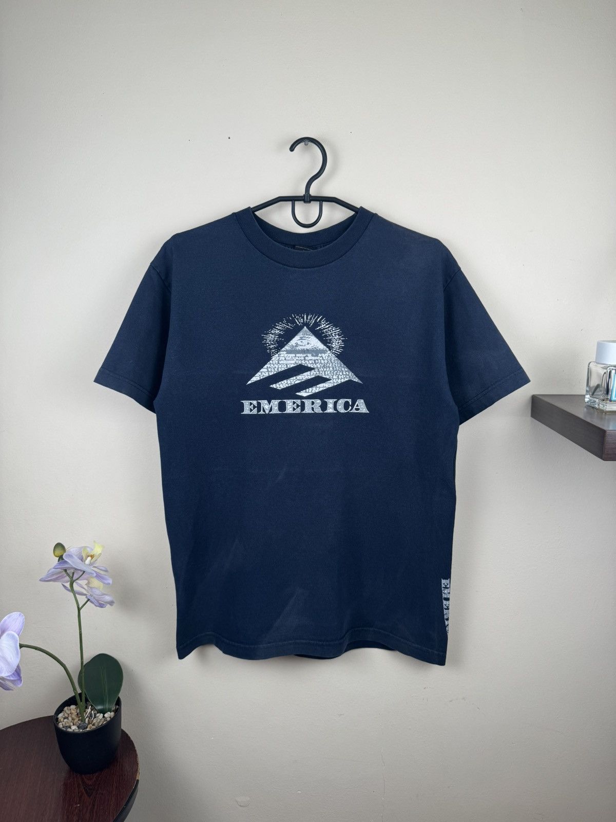 Emerica Vintage Emerica T shirt Skateboarding Mason Pyramide M Blue Size US M / EU 48-50 / 2 - 1 Thumbnail