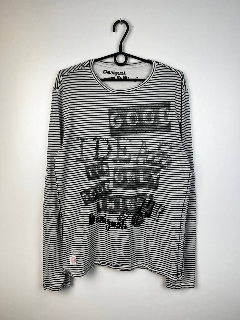 Desigual Desigual vintage long sleeve size L Size US L / EU 52-54 / 3 - 1 Thumbnail