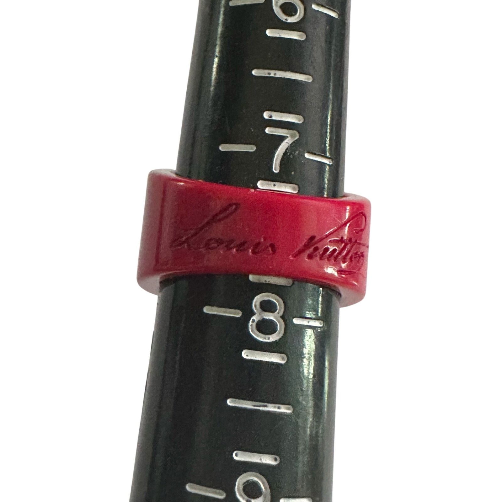 Louis Vuitton Louis Vuitton LockMe Fuchsia Resin Gold Tone Ring Size ONE SIZE - 11 Thumbnail