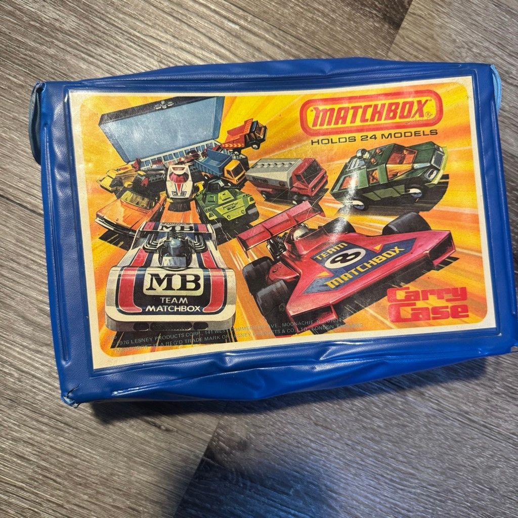 Vintage Vintage 1976 Matchbox Blue Yellow Carry Case One Size Size ONE SIZE - 2 Thumbnail