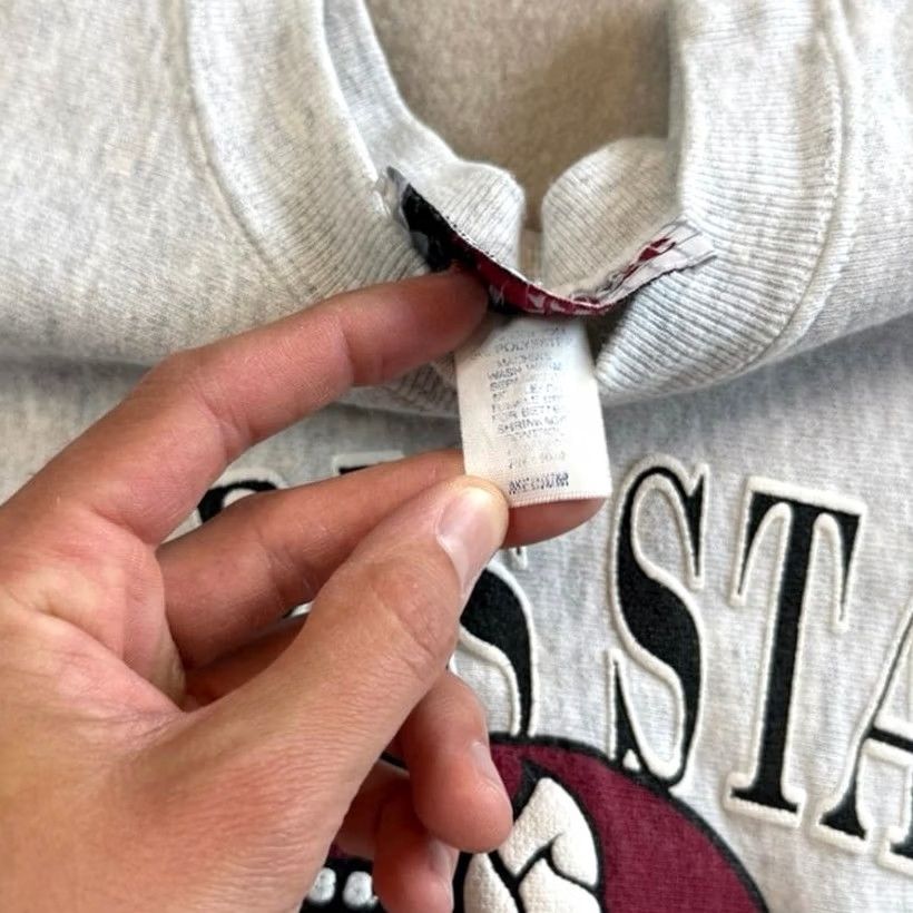 Vintage VINTAGE Ferris State University Crewneck Sweatshirt Sweatshirt M Gray Men Pullover Crew Neck 90s College University Sports Pattern Solid Size US M / EU 48-50 / 2 - 5 Thumbnail