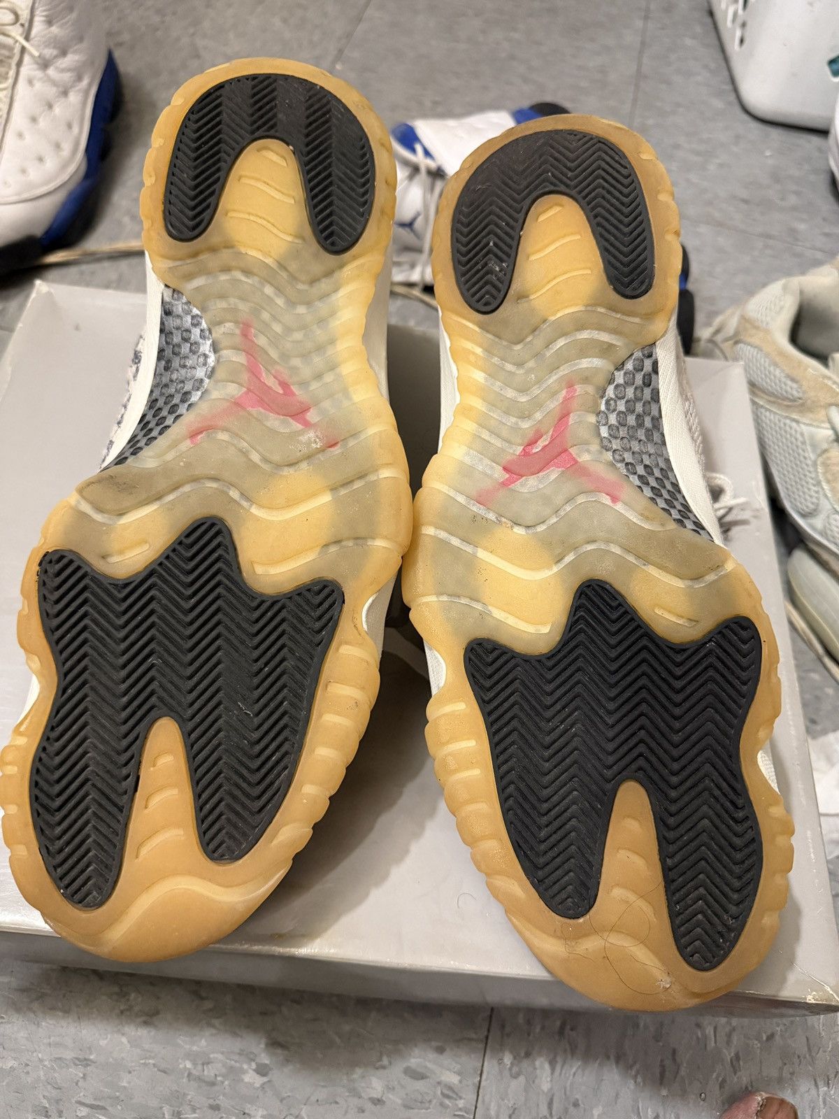 Jordan Brand Jordan 11 low snakeskin Size US 14 / EU 47 - 3 Thumbnail
