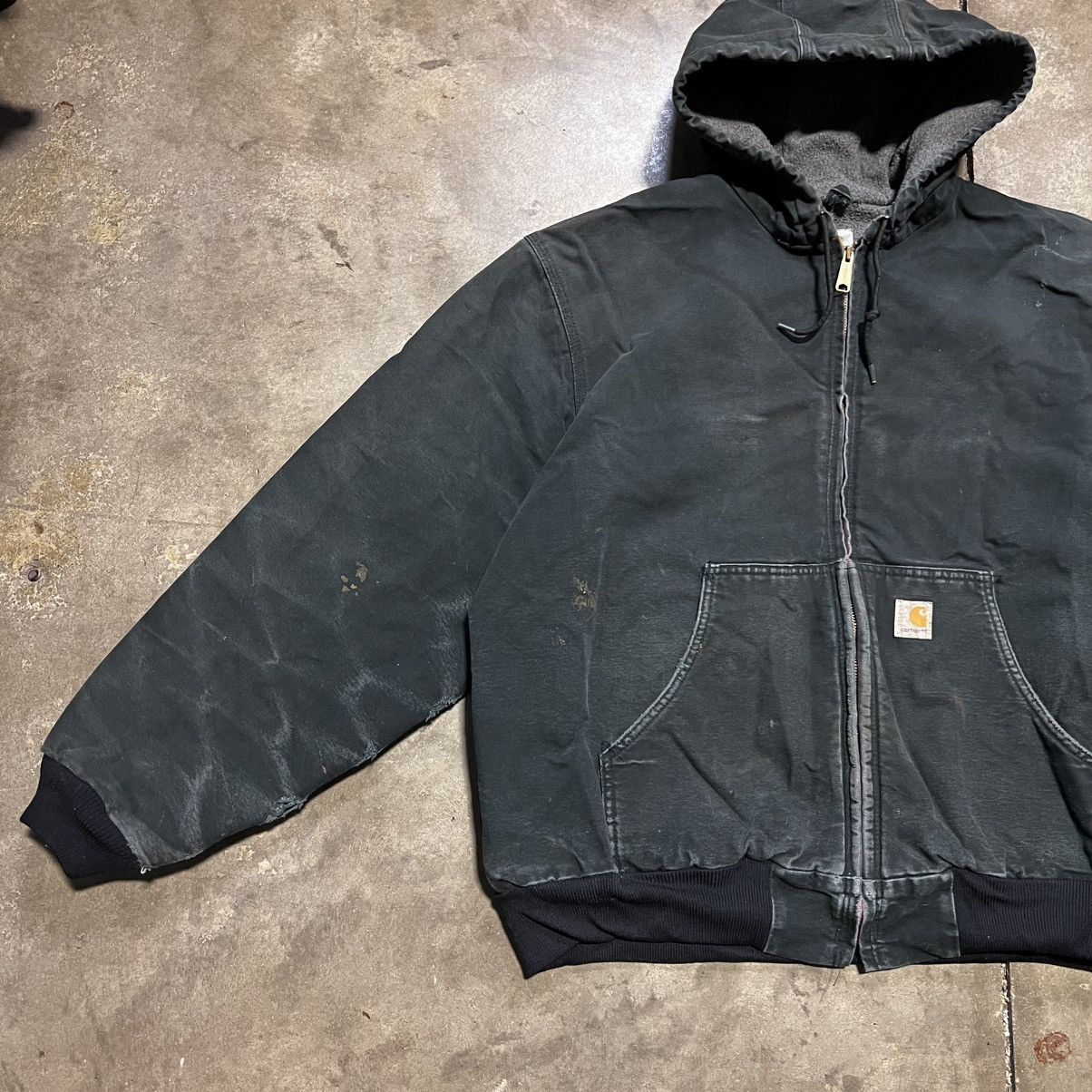 Carhartt Vintage Carhartt Hooded Active Jacket Black Faded Distressed Size US XXL / EU 58 / 5 - 6 Thumbnail