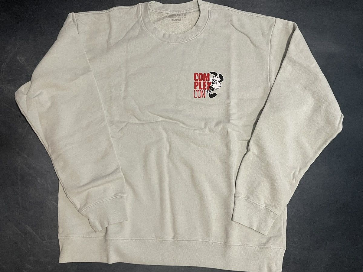 Complex ComplexCon x Girls Don’t Cry Collab Verdy Vick Crewneck Size US XL / EU 56 / 4 - 1 Thumbnail
