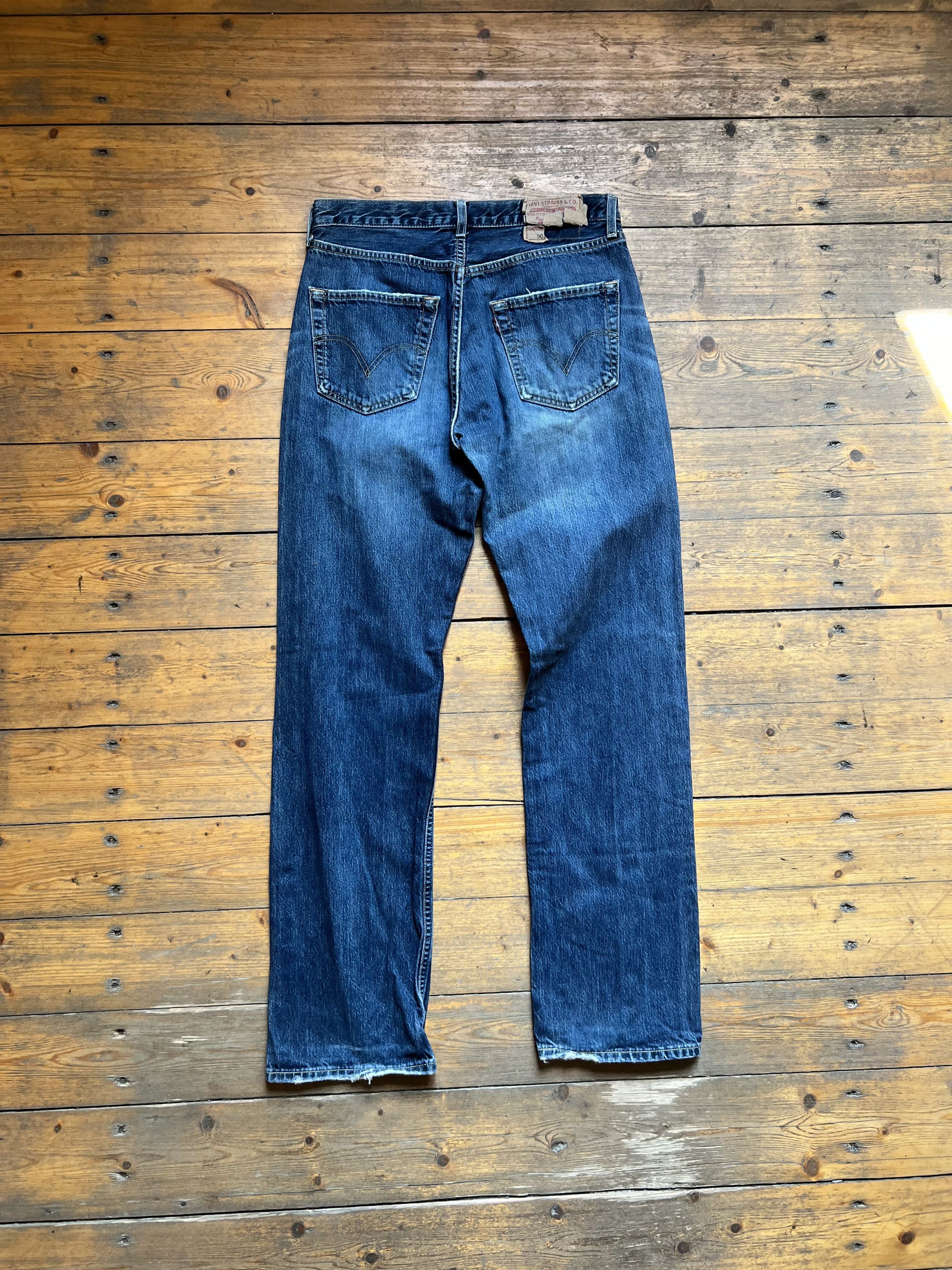 Levi's Vintage Clothing Levis 501 Light Distressed Denim Jeans Pants Size US 31 - 6 Thumbnail