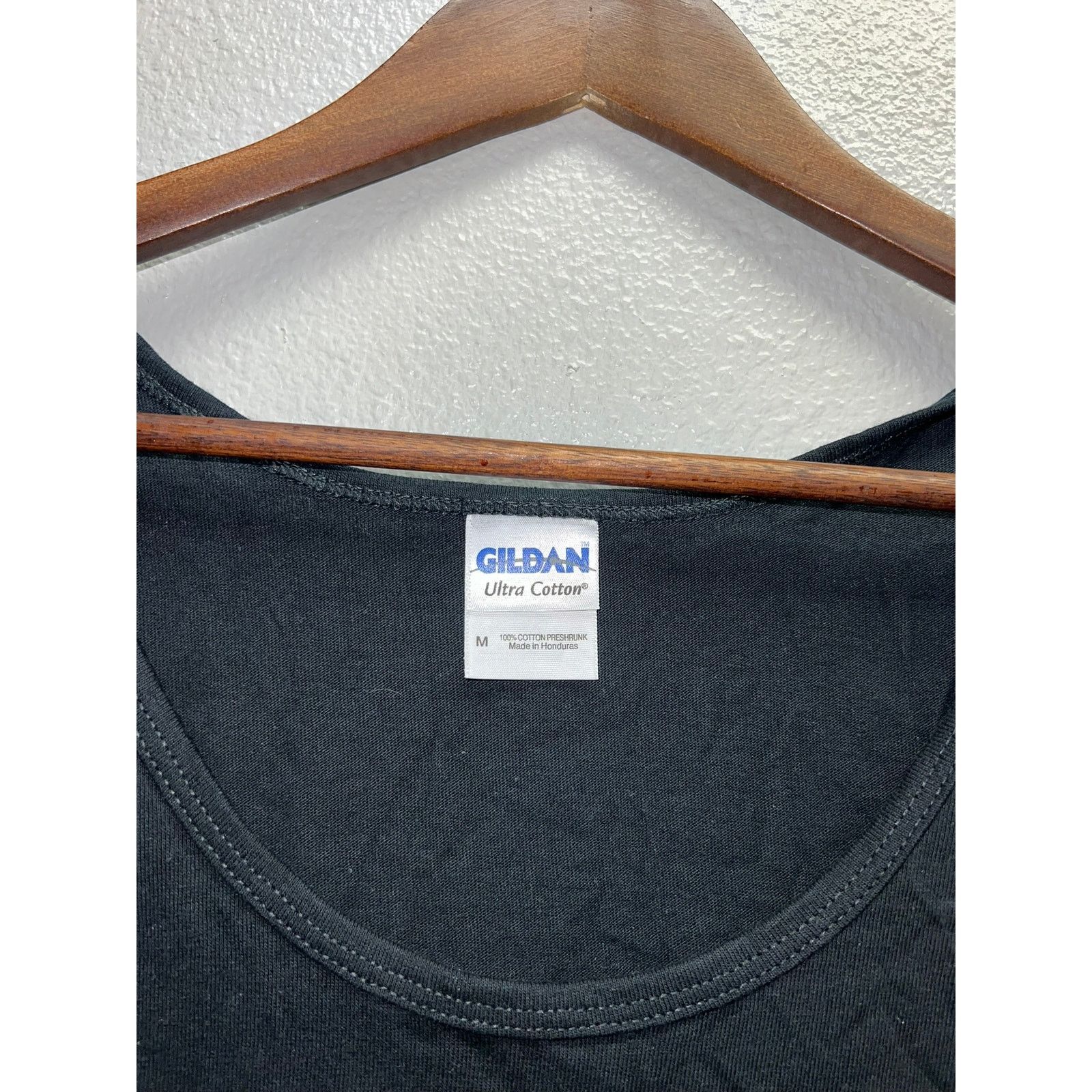 Gildan Gladstone Bluesfest Shirt Tank Concert Tour Blues Fest M Size US M / EU 48-50 / 2 - 4 Thumbnail