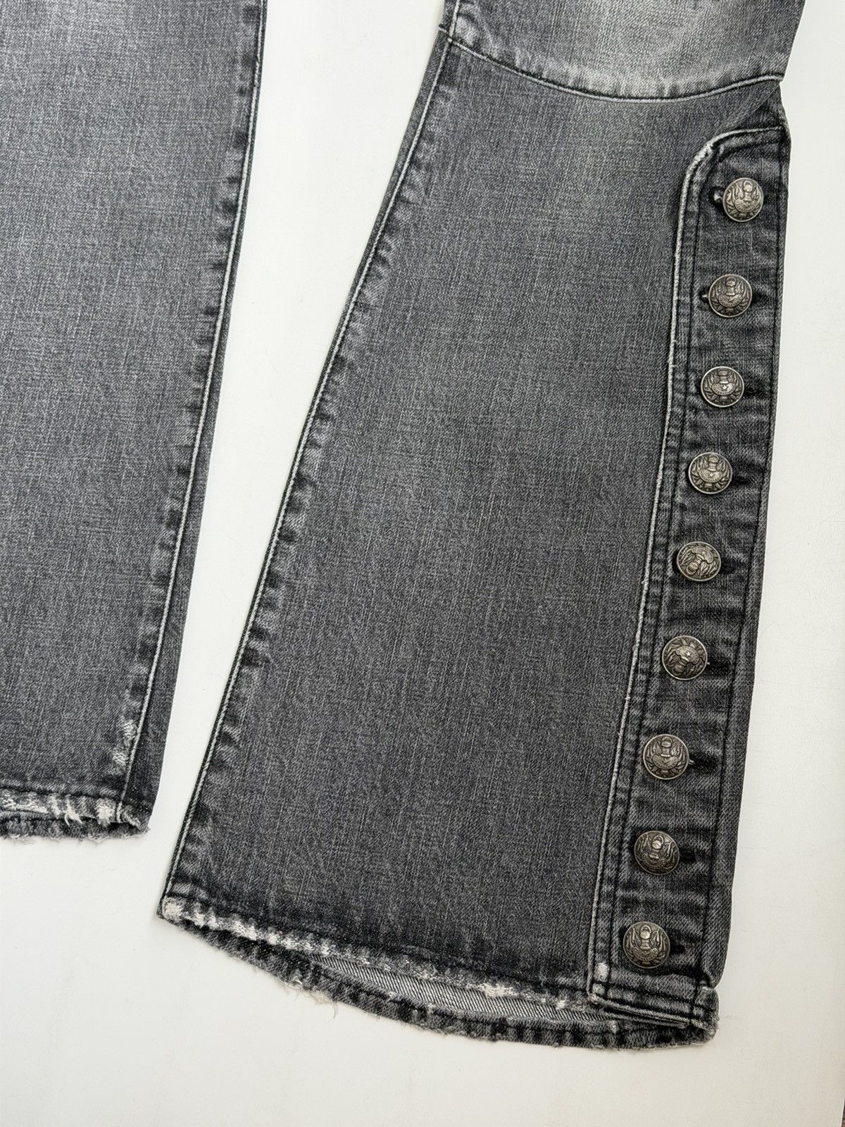 Balmain BALMAIN Decarnin FW2010 Flared Biker Buttoned Ripped Jeans Size US 28 / EU 44 - 21 Thumbnail