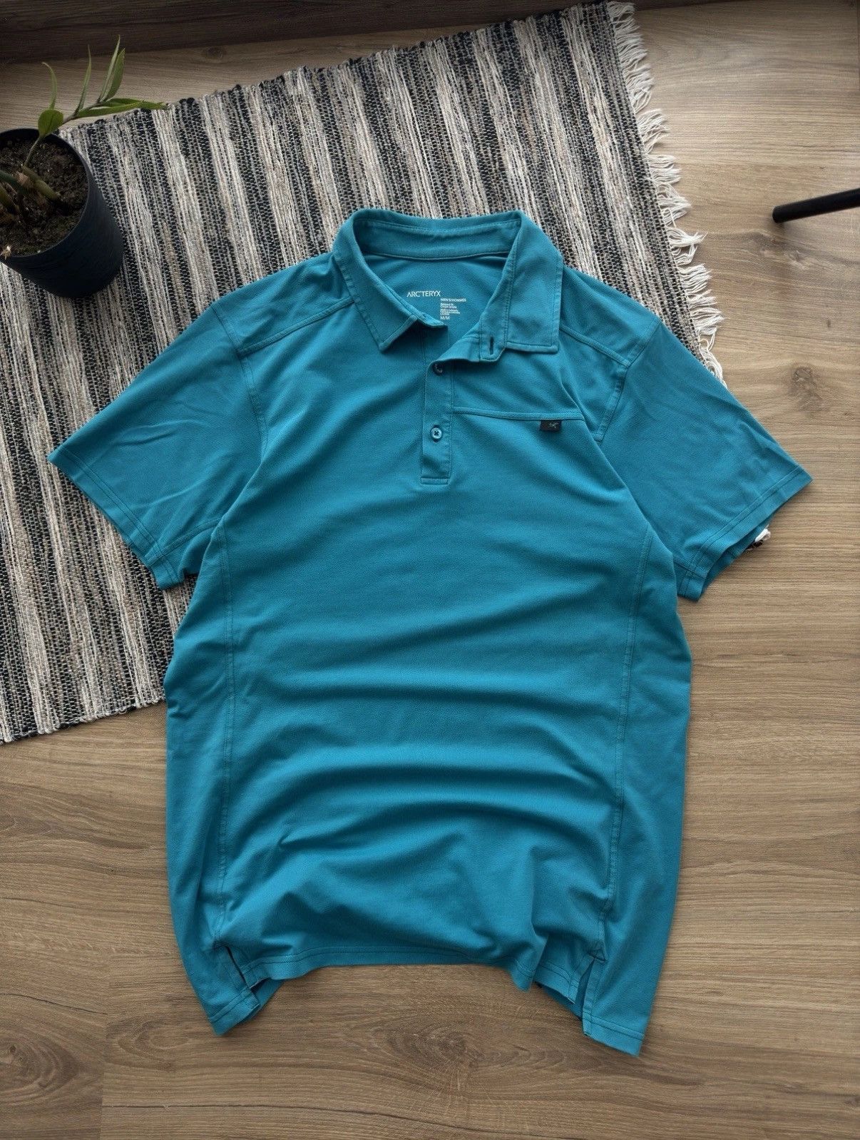 Arcteryx Mini Logo Relaxed Fit Blue Polo T-shirt Size M Men