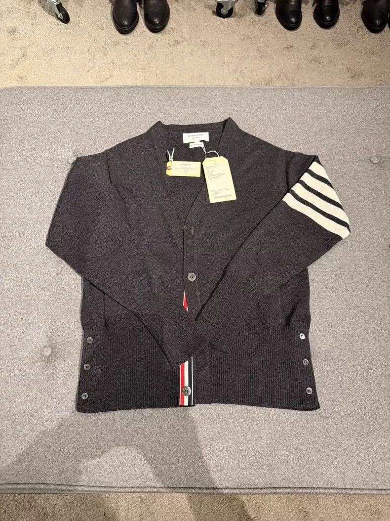 Thom Browne Thom browne Classic four-bar cashmere cardigan jacket 2504- Size US L / EU 52-54 / 3 - 6 Thumbnail