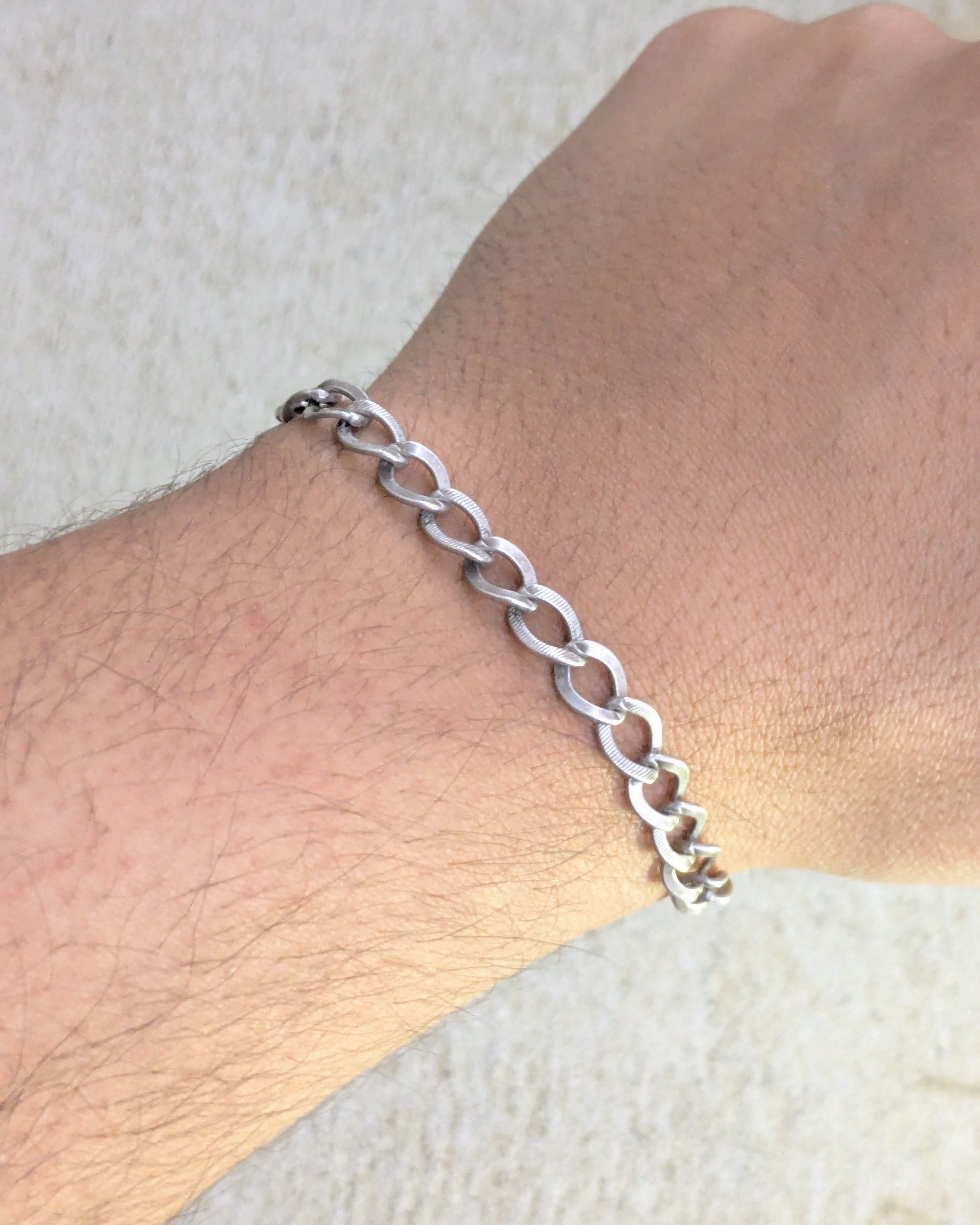 Vintage Vintage Sterling Silver Bracelet 7" Curb Link Chain Size ONE SIZE - 8 Thumbnail