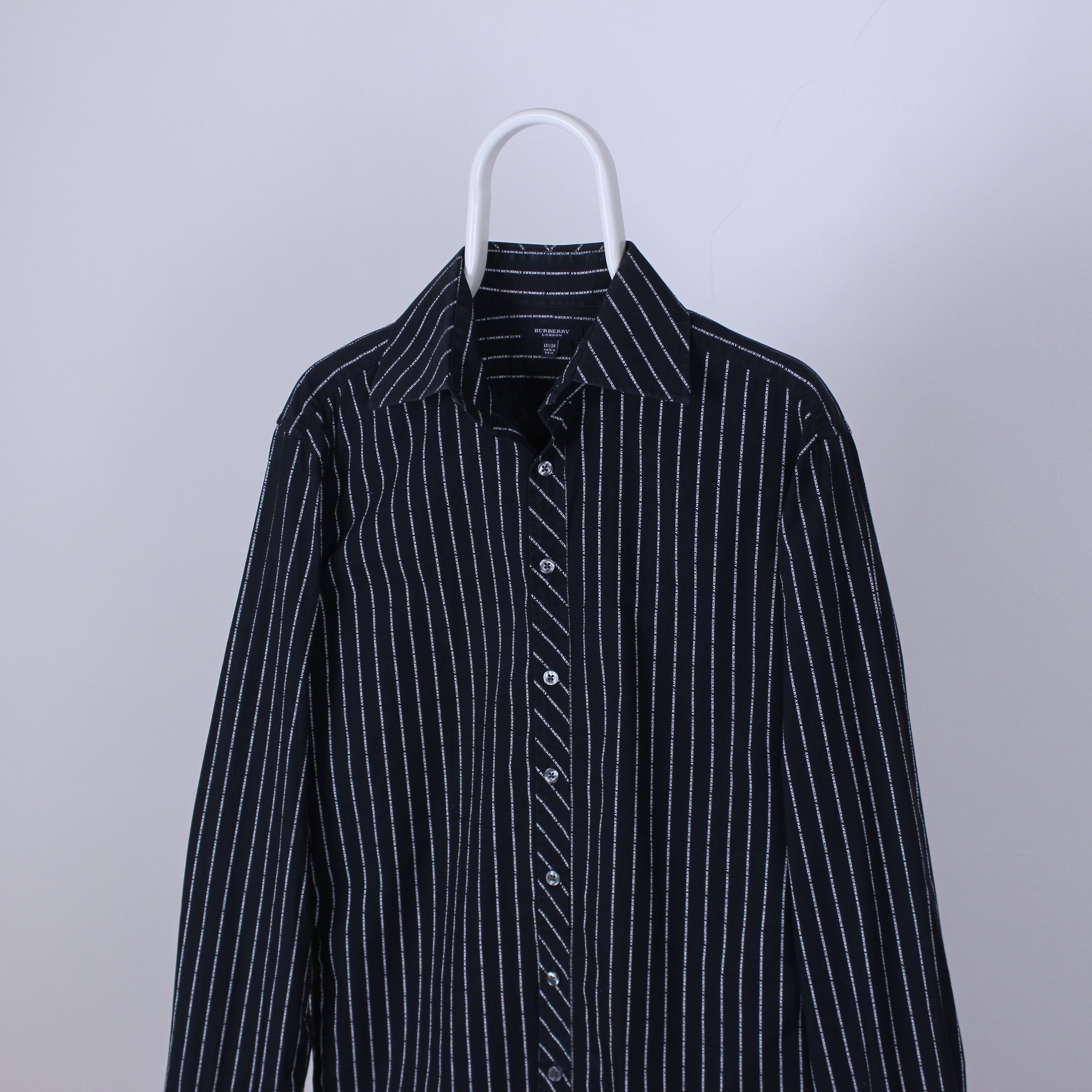 Burberry Burberry shirt men monogram 15 39 1/2 L tailored Size US L / EU 52-54 / 3 - 1 Thumbnail