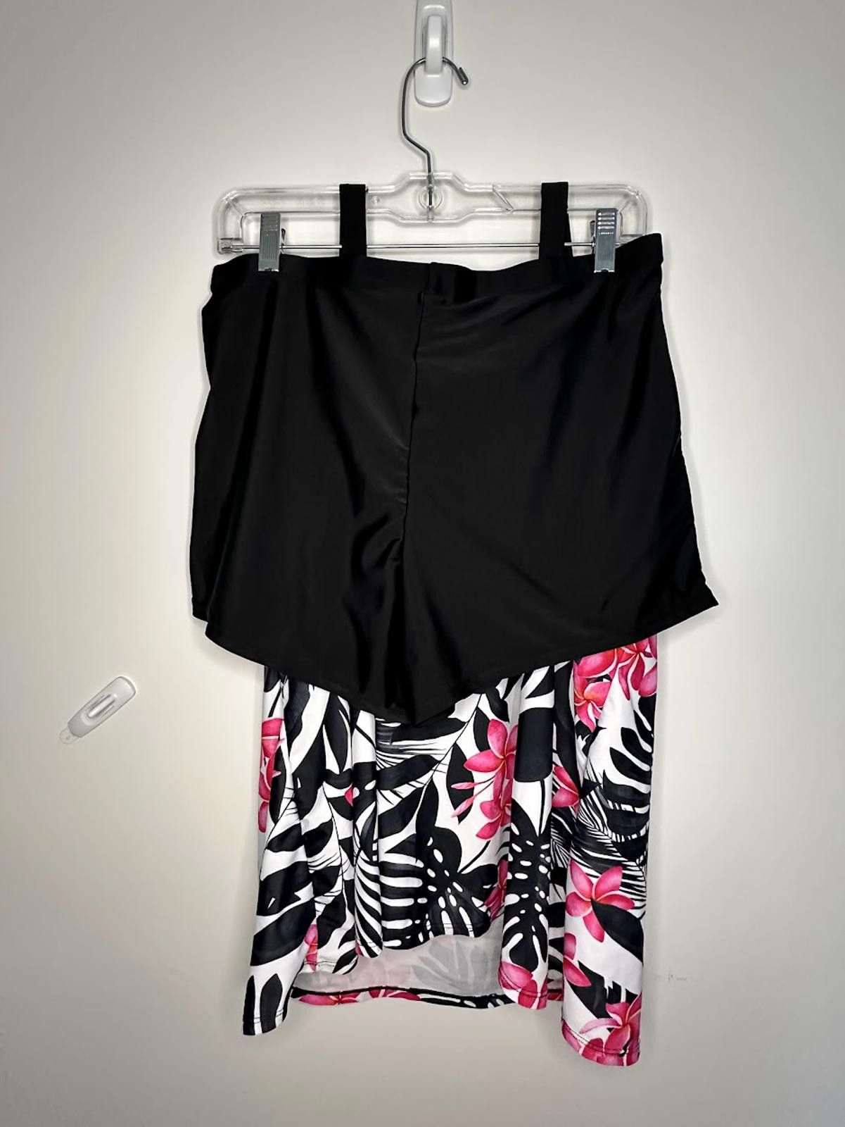 Other Women's Pink and Black Floral Swim Tank & Bottoms - Sz. 2X Size ONE SIZE - 2 Thumbnail