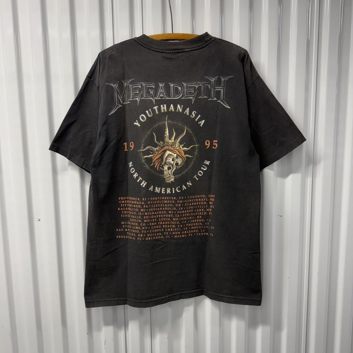 Band Tees × Megadeth × Vintage Vintage 1995 Megadeth Youthanasia North America Tour Tee Size US XL / EU 56 / 4 - 15 Thumbnail