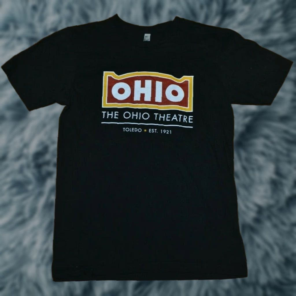 American Apparel VINTAGE Ohio Theatre T Shirt Medium Black American Apparel Mens 100% Cotton Theatre Shirt Size US M / EU 48-50 / 2 - 1 Thumbnail