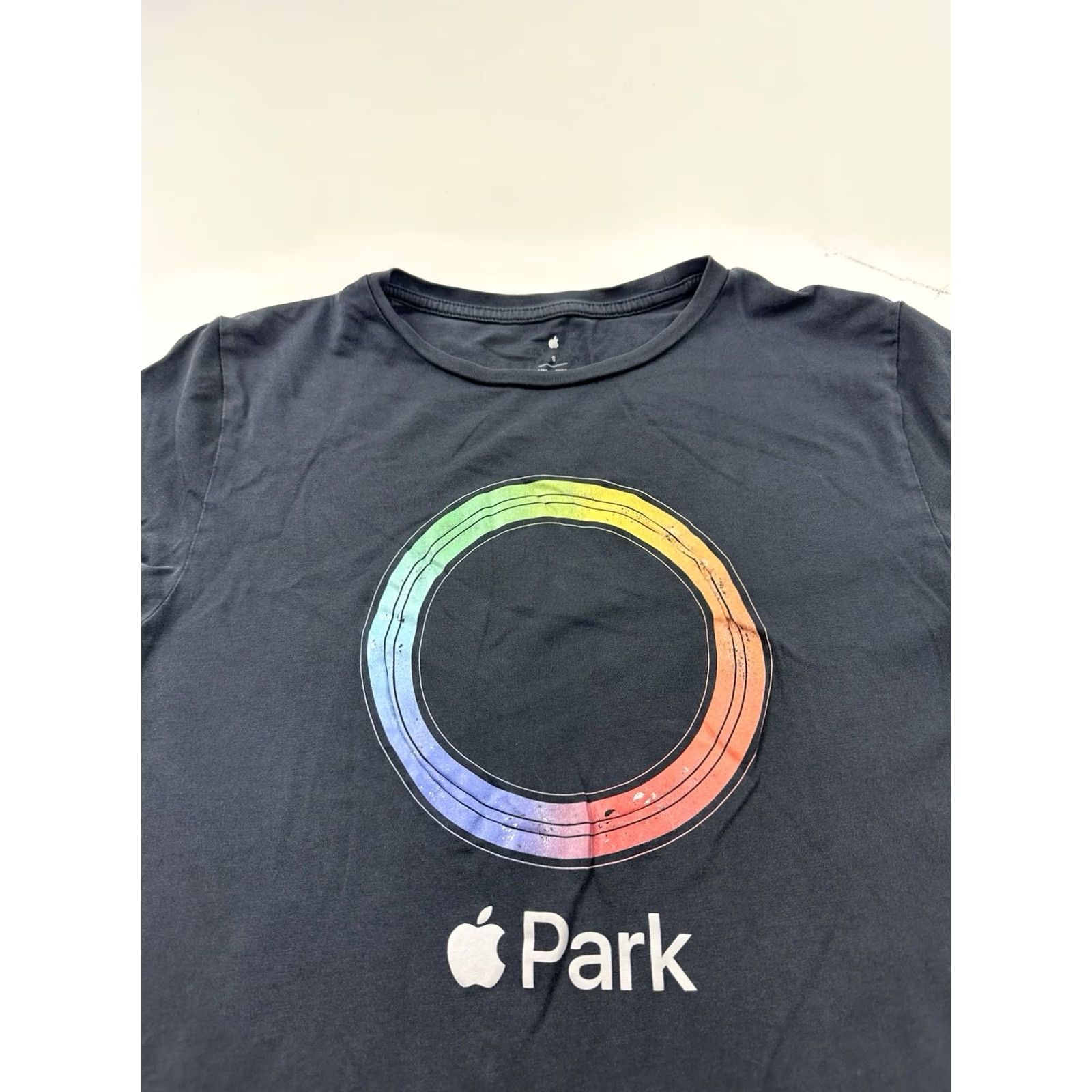 Apple Apple Park Shirt Infinity Loop Mens Small Black Short Sleeve California 95014 Size US S / EU 44-46 / 1 - 2 Thumbnail