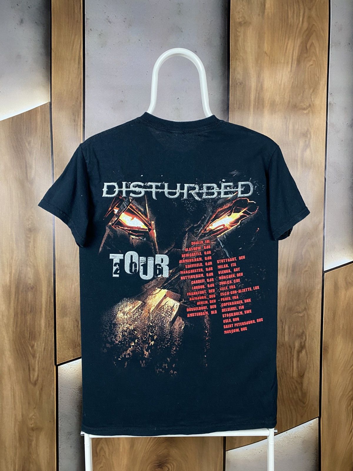 Band Tees 😈Vintage 2016 T-Shirt Disturbed Immortalized Tour Tee 😈 Size US S / EU 44-46 / 1 - 2 Thumbnail