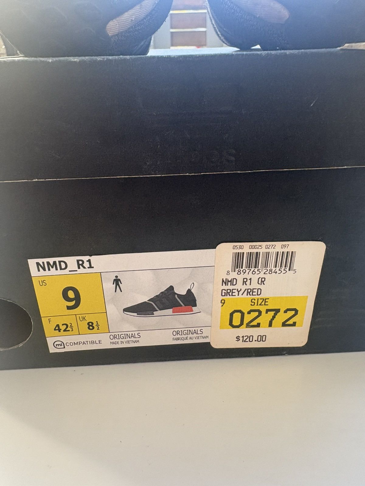 Adidas Adidas NMD R1 Size US 9 / EU 42 - 6 Thumbnail